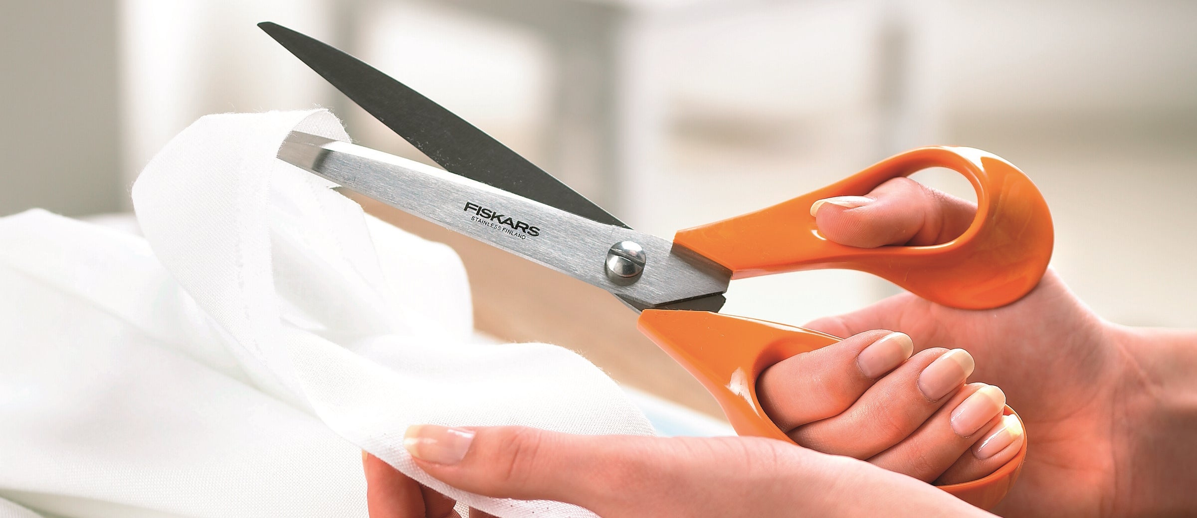Fiskars Forbice da cucina 18 cm, Acciaio inossidabile, Destrimano Fiskars Forbice da cucina 18 cm, Acciaio inossidabile, Destrimano